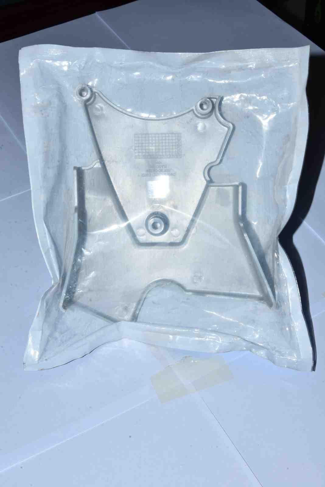 Reve=Small Sprocket Cover=BM100KS