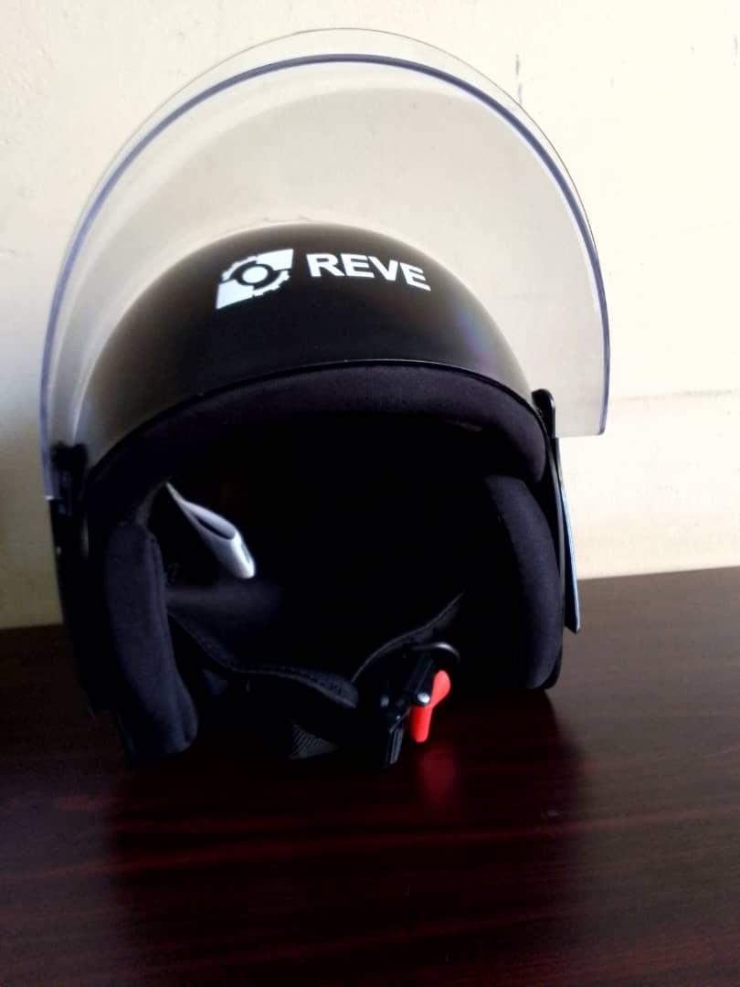 Reve=Helmet Armour Black=Helmet Armour