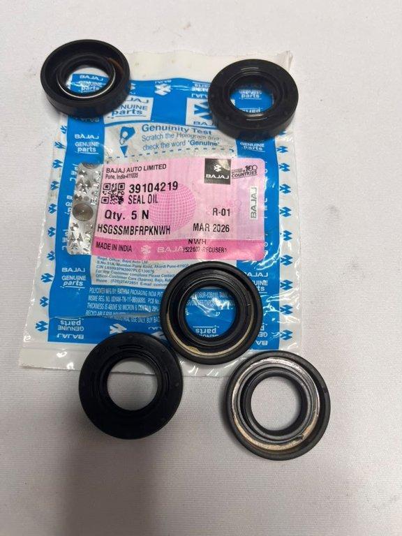 Bajaj=Seal Oil (HTA make) - Magnet=BM100KS
